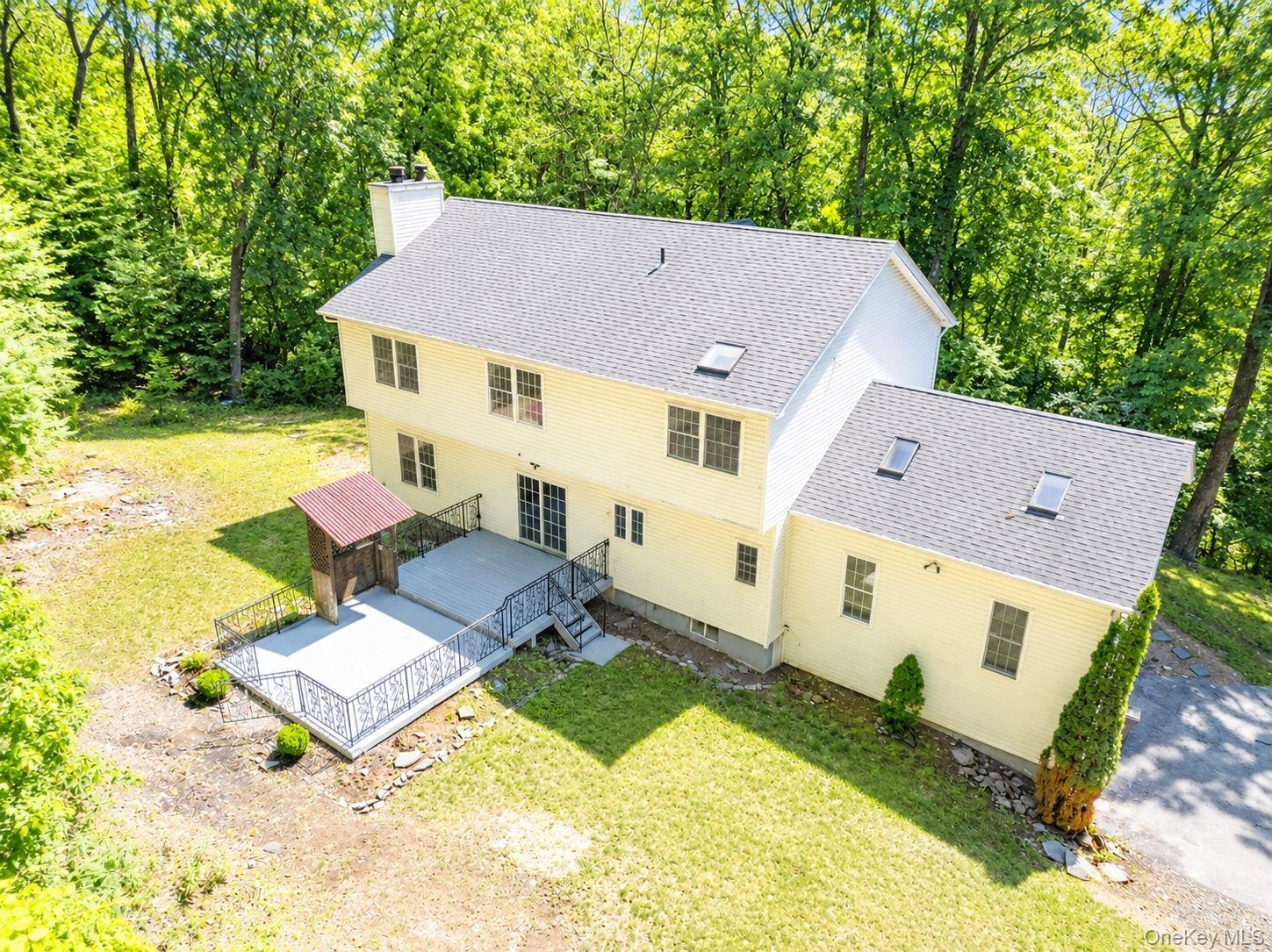 138 Half Moon Road Highland, NY 12528 - Photo 23 of 28