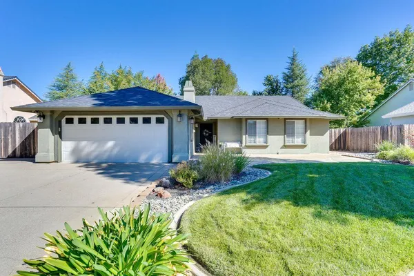 $479,950 | 5902 Beaumont Drive, Redding, CA 96003