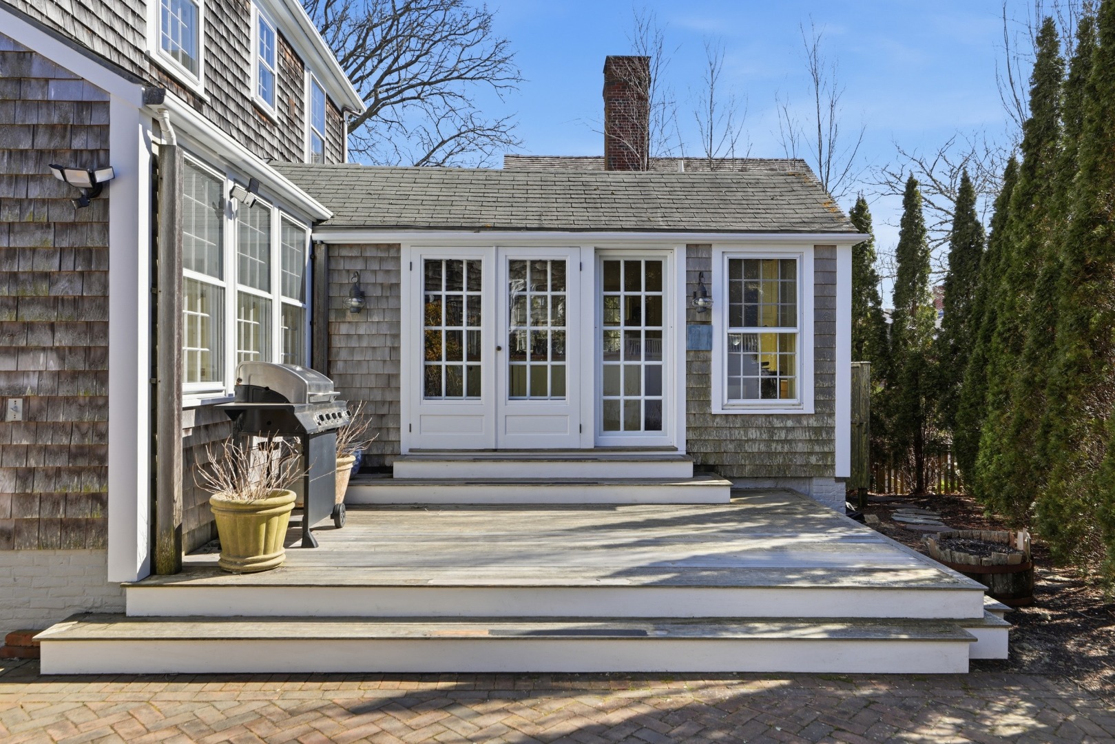 47 Fair Street Nantucket, MA 02554 - Photo 4 of 86