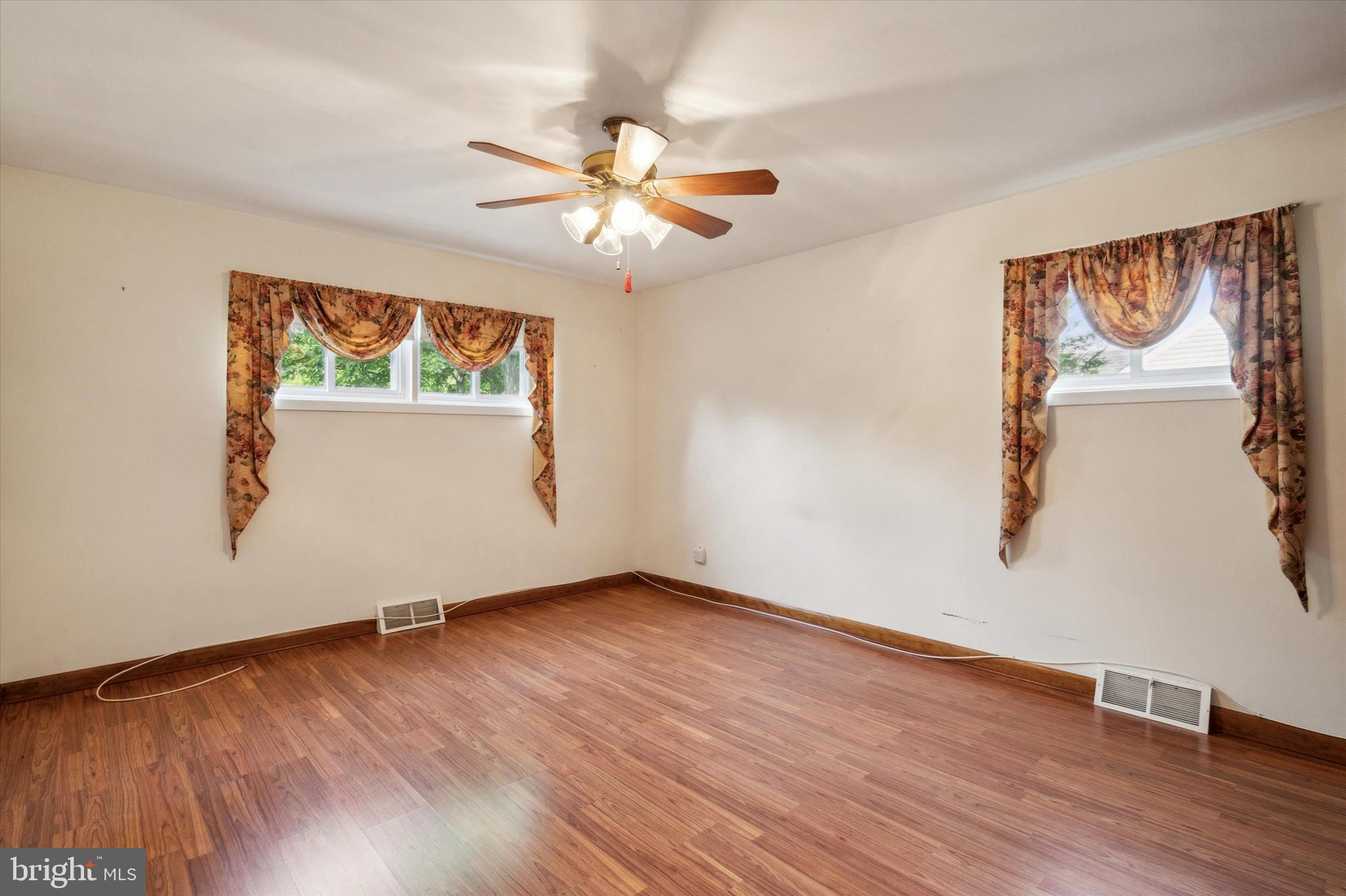 732 Elizabeth Road Jenkintown, PA 19046 - Photo 9 of 13