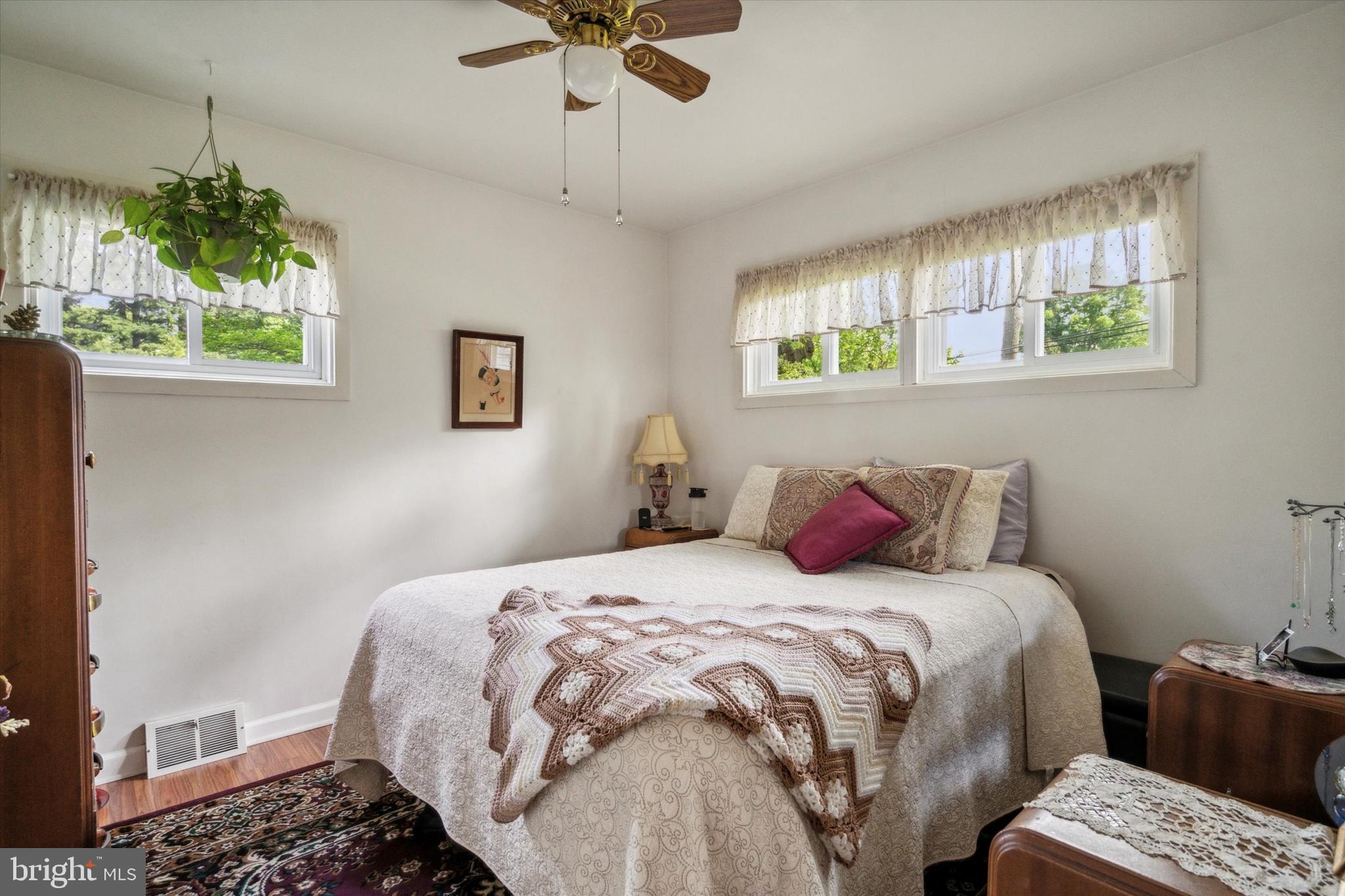 732 Elizabeth Road Jenkintown, PA 19046 - Photo 10 of 13