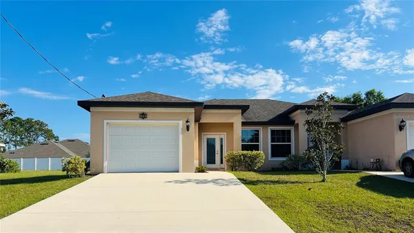$1,800 | 34 Wood Amber Lane, Unit B, Palm Coast, FL 32164
