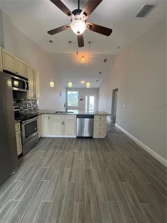 $1,800 | 34 Wood Amber Lane, Unit B, Palm Coast, FL 32164