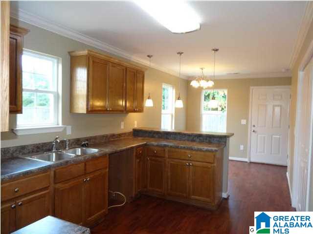332 Goldwire Terrace Southwest, Unit 22 Birmingham, AL 35211 - Photo 3 of 16