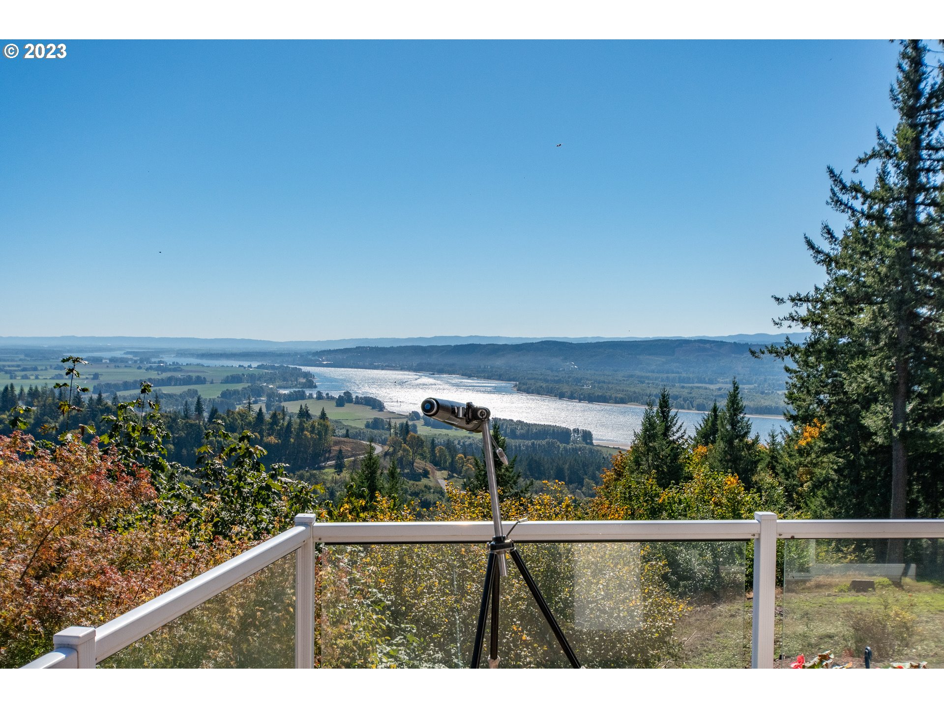 206 Pebble Lane Kalama, WA 98625 - Photo 35 of 47 a view of sky from balcony