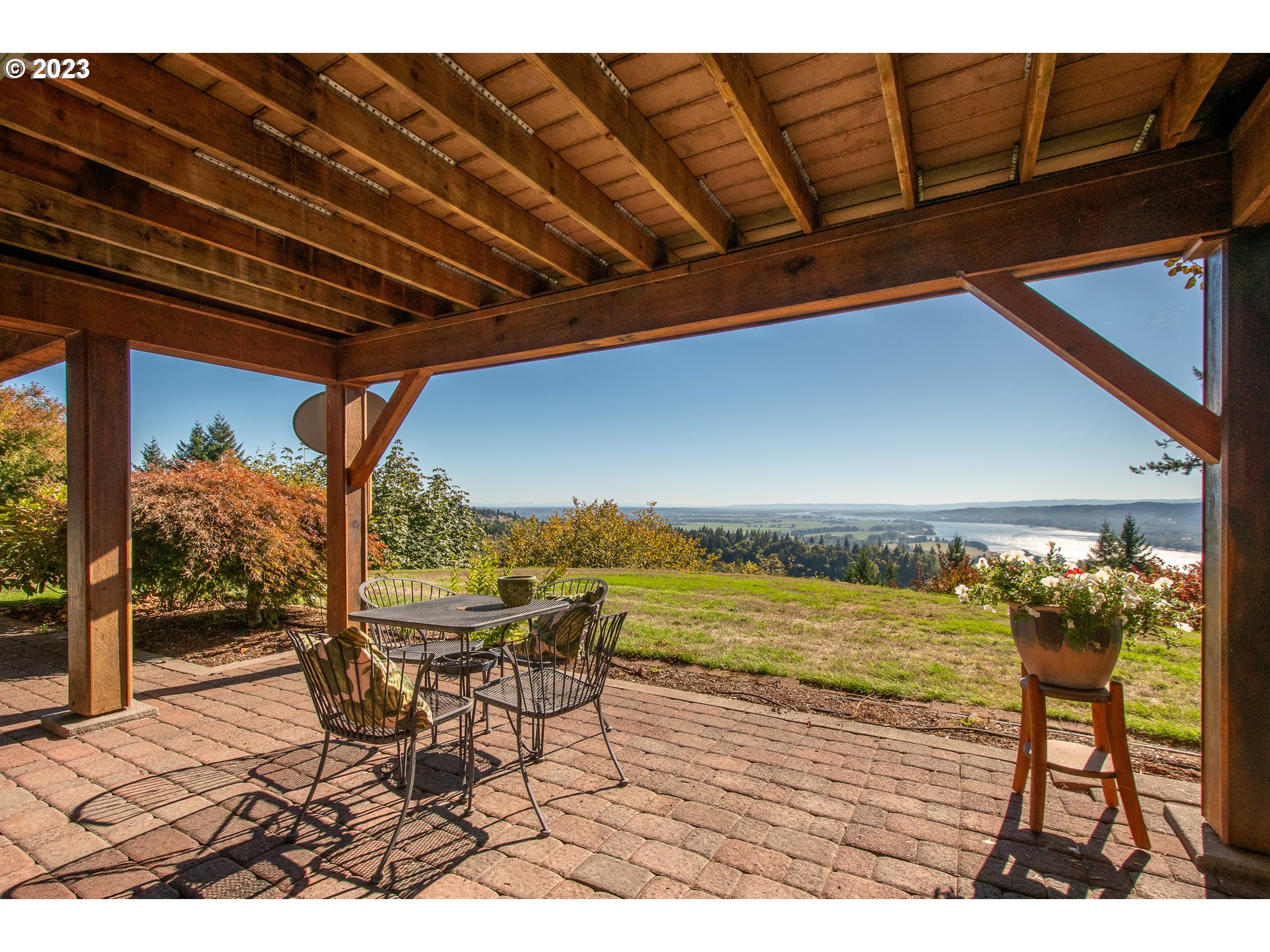 206 Pebble Lane Kalama, WA 98625 - Photo 44 of 47 a view of an ocean kitchen patio swimming pool and outdoor seating