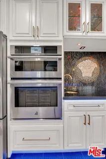 $1,388,777 | 17419 Cohasset Street, Lake Balboa, CA 91406