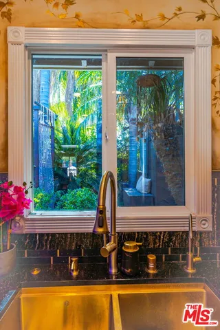 $1,388,777 | 17419 Cohasset Street, Lake Balboa, CA 91406