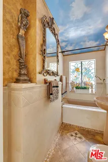 $1,388,777 | 17419 Cohasset Street, Lake Balboa, CA 91406