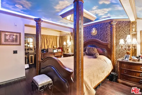 $1,388,777 | 17419 Cohasset Street, Lake Balboa, CA 91406