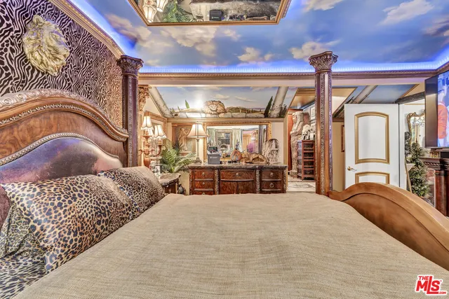 $1,388,777 | 17419 Cohasset Street, Lake Balboa, CA 91406