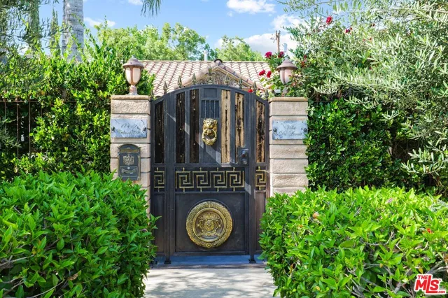 $1,388,777 | 17419 Cohasset Street, Lake Balboa, CA 91406