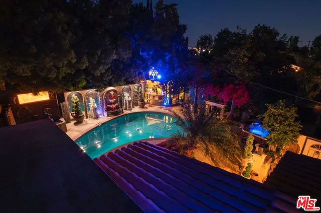 $1,388,777 | 17419 Cohasset Street, Lake Balboa, CA 91406