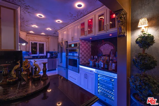 $1,388,777 | 17419 Cohasset Street, Lake Balboa, CA 91406