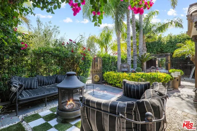 $1,388,777 | 17419 Cohasset Street, Lake Balboa, CA 91406