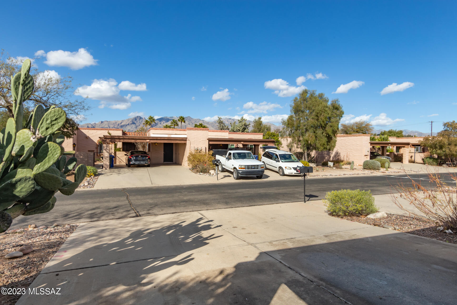 4226 East Presidio Road Tucson, AZ 85712 - Photo 3 of 23