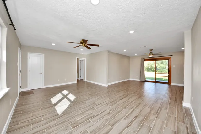 $1,850 | 1103 Pine Street, Alvin, TX 77511