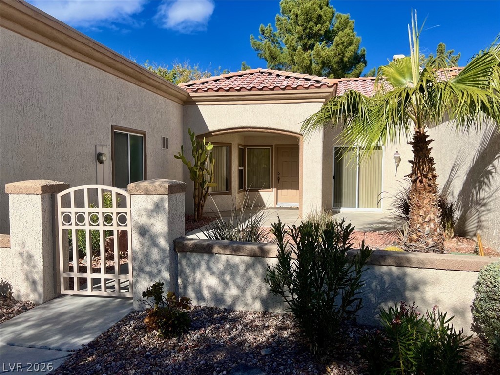 9320 Villa Ridge Drive Las Vegas, NV 89134 - Photo 2 of 20