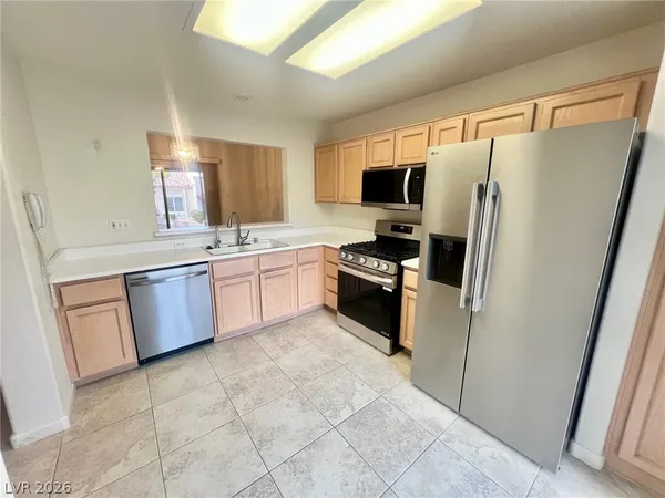 $2,000 | 9320 Villa Ridge Drive, Las Vegas, NV 89134