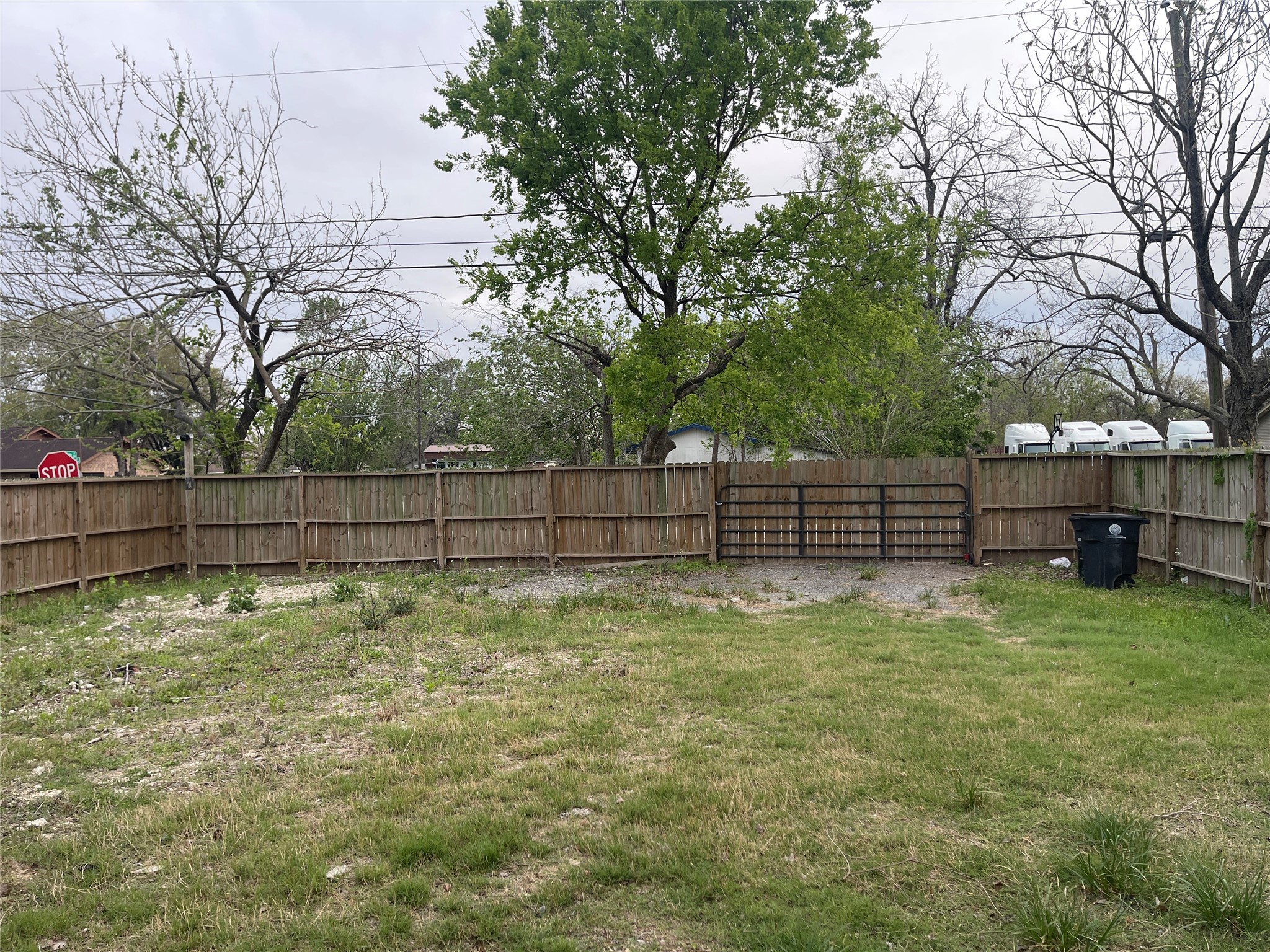 802 Fair Street Houston, TX 77088 - Photo 2 of 6