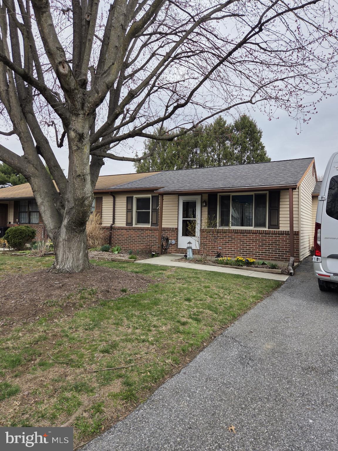 17 Turnbridge Drive Lancaster, PA 17603 - Photo 1 of 32 a front view of a house with garden