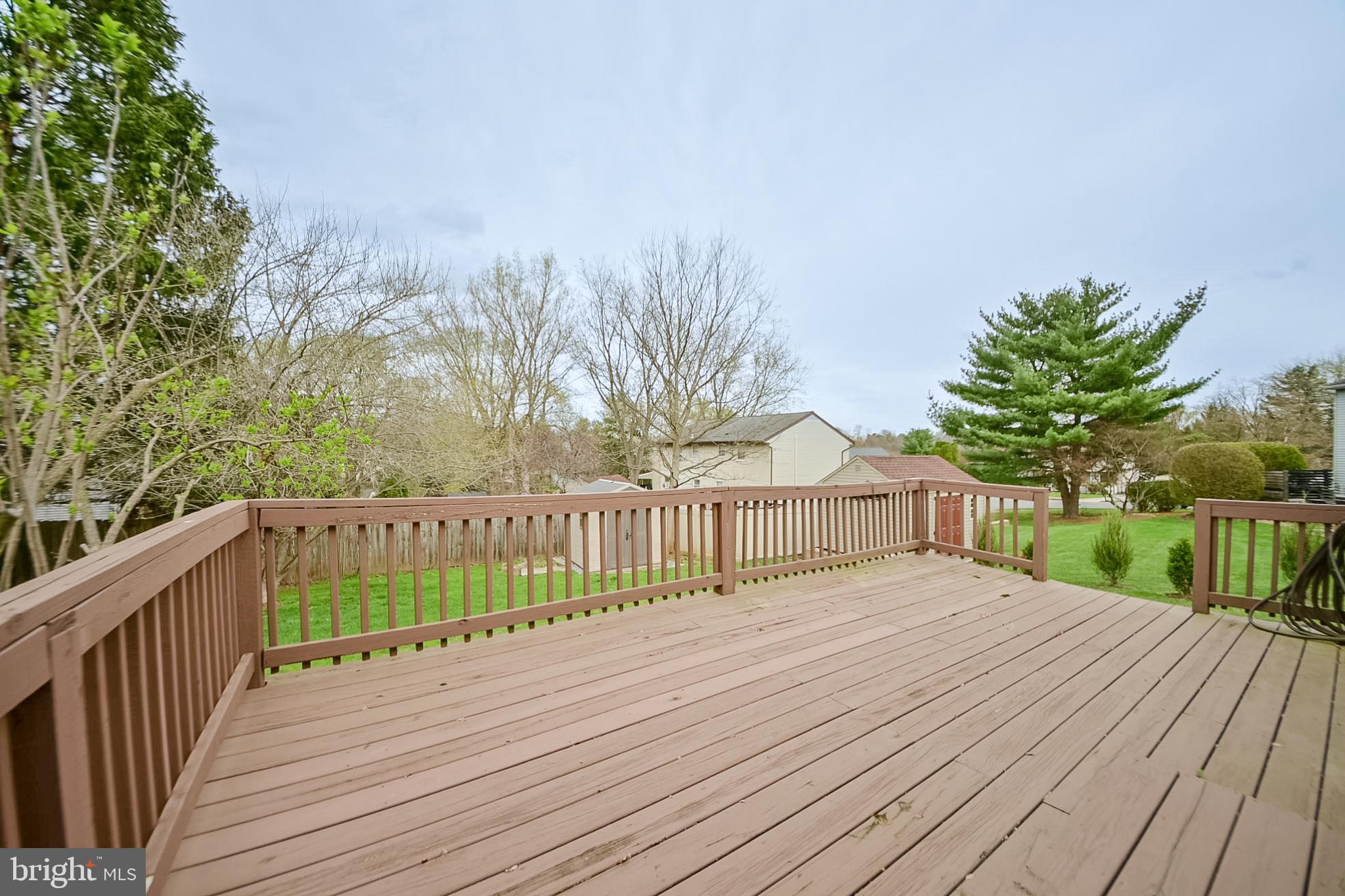 17 Turnbridge Drive Lancaster, PA 17603 - Photo 15 of 32 a view of balcony with wooden floor and fence