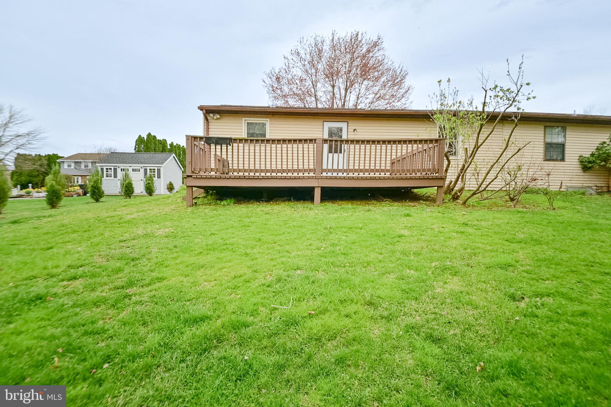 17 Turnbridge Drive Lancaster, PA 17603 - Photo 20 of 32 a view of a house with backyard and a garden