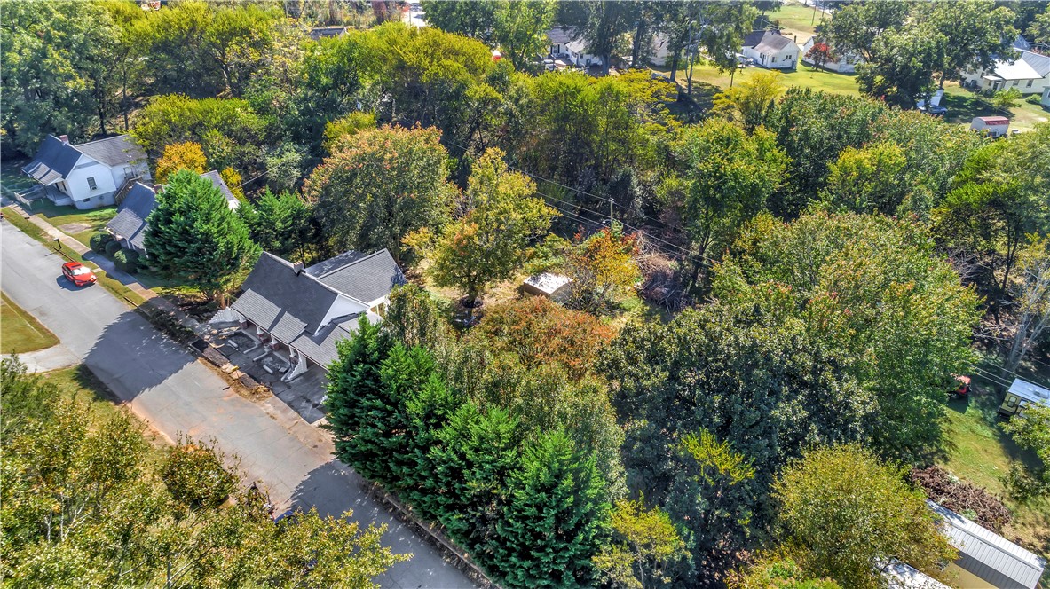 105 Biggs Street Anderson, SC 29625 - Photo 29 of 36