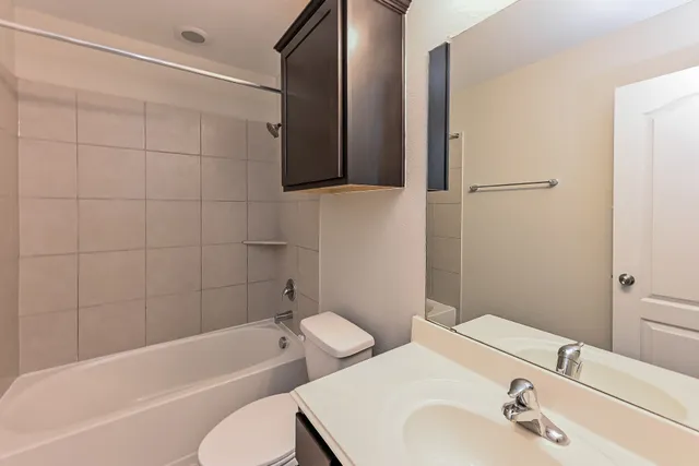 $2,050 | 9119 Newcroft Court, Tomball, TX 77375