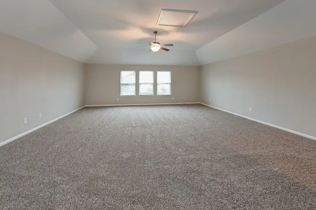 $2,050 | 9119 Newcroft Court, Tomball, TX 77375