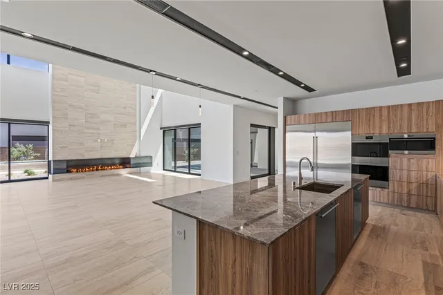 $4,795,000 | 1548 Pleasant Bay Court, Henderson, NV 89011