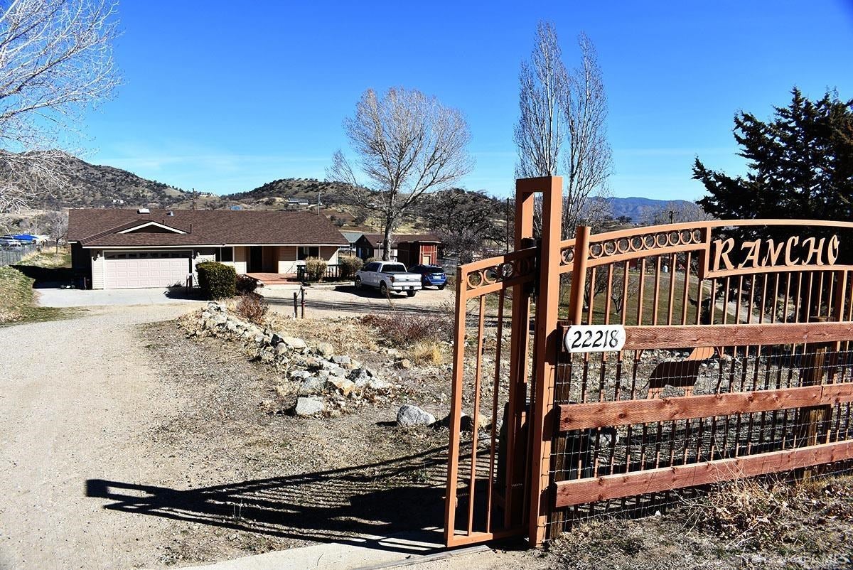 22218 Saddleback Road Tehachapi, CA 93561 - Photo 2 of 31 Gallery Image 2