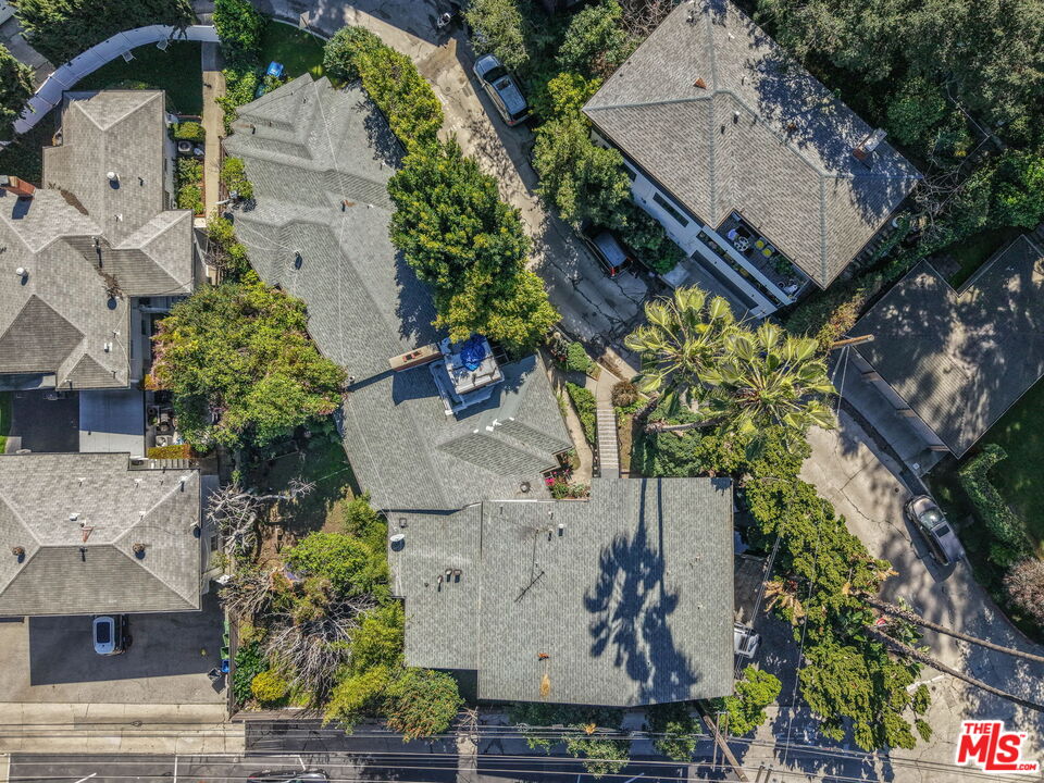 3765 Arbolada Road Los Angeles, CA 90027 - Photo 34 of 34 an aerial view of a house with a garden