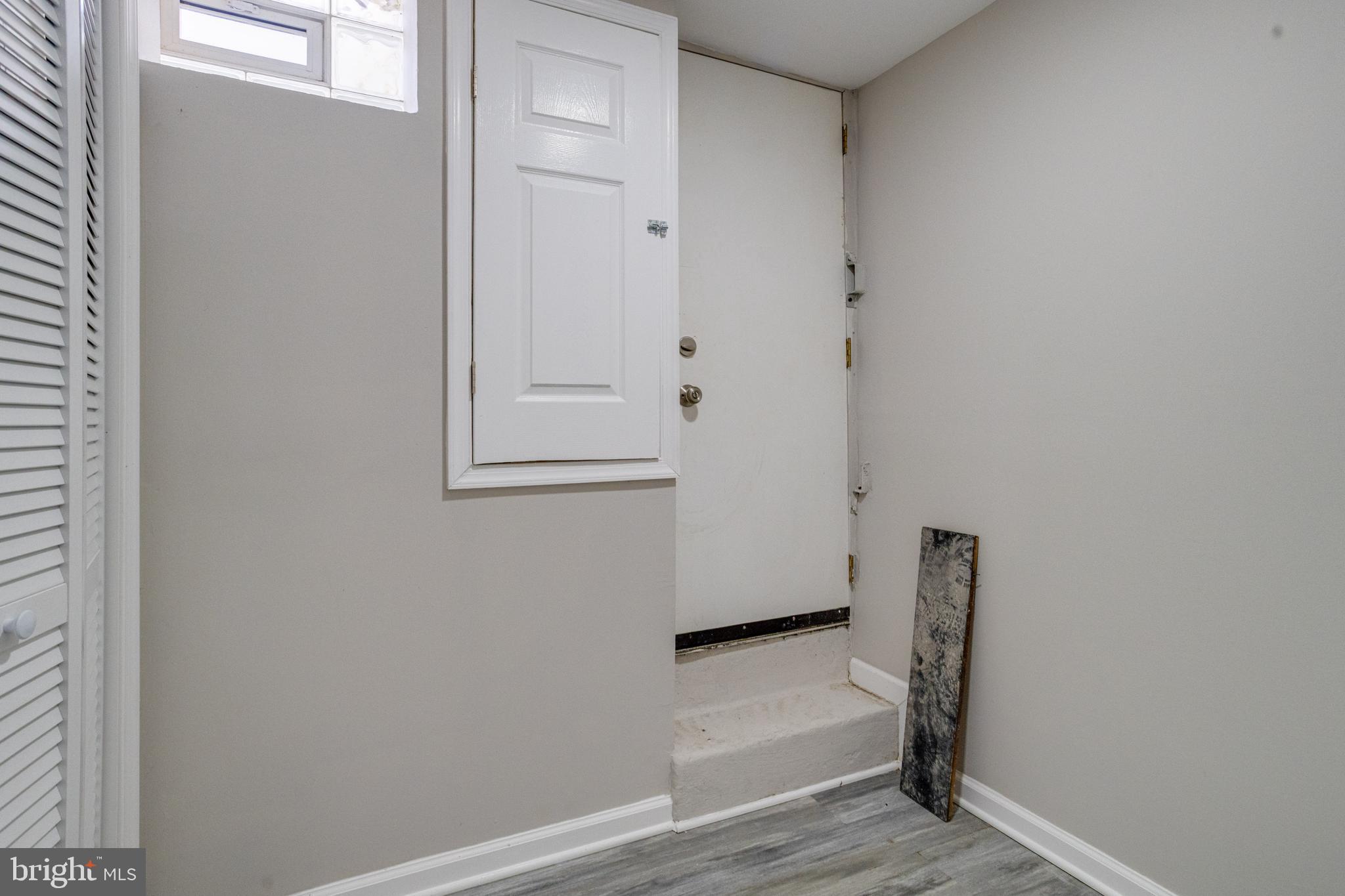 4100 Colborne Road Baltimore, MD 21229 - Photo 40 of 47
