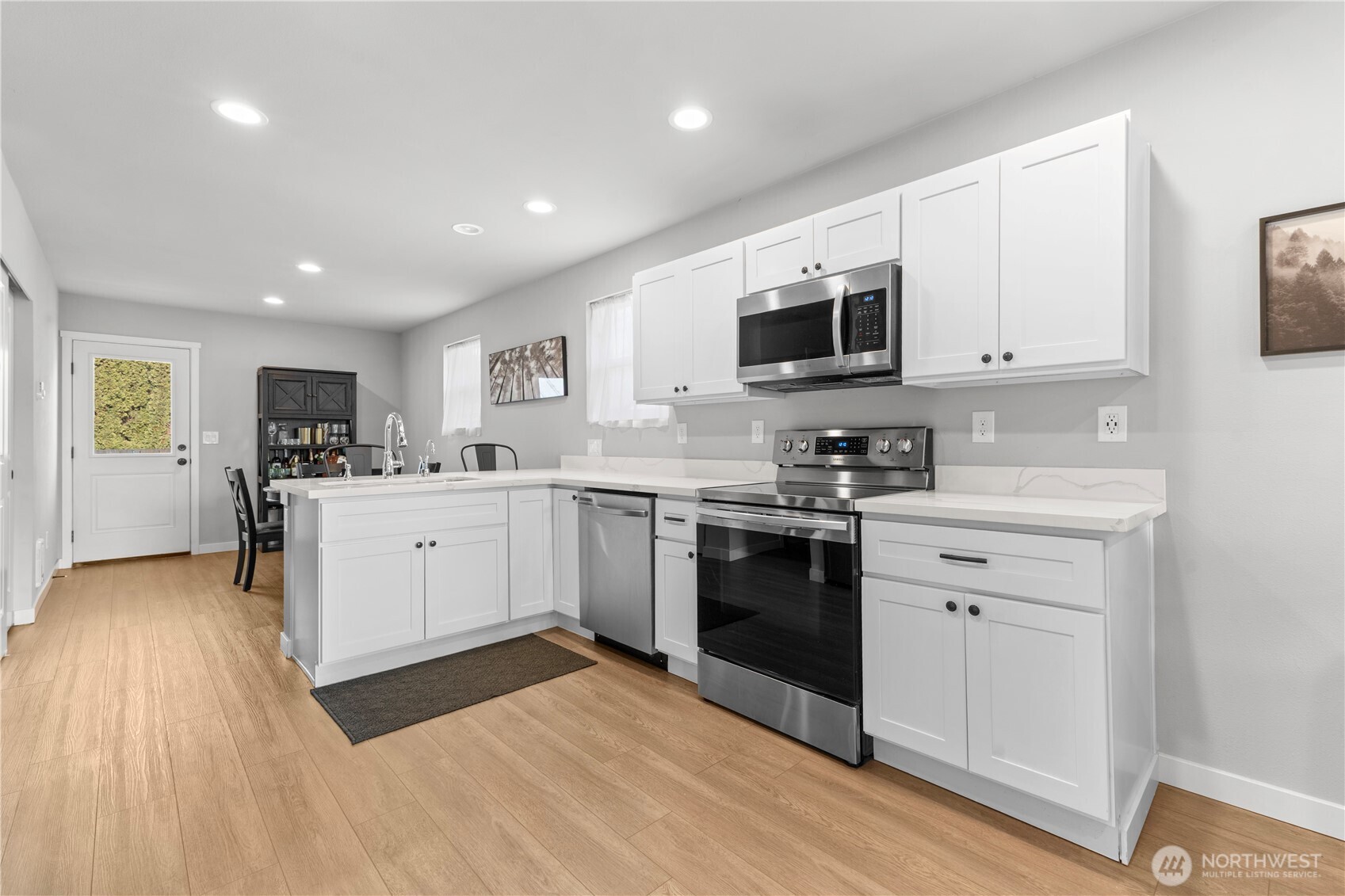 736 Couls Avenue Buckley, WA 98321 - Photo 4 of 24