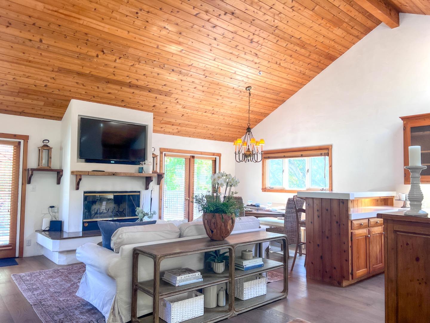 442 Corral De Tierra Road Salinas, CA 93908 - Photo 7 of 45