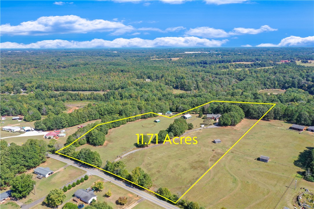 3620 Centerville Road Anderson, SC 29625 - Photo 2 of 49