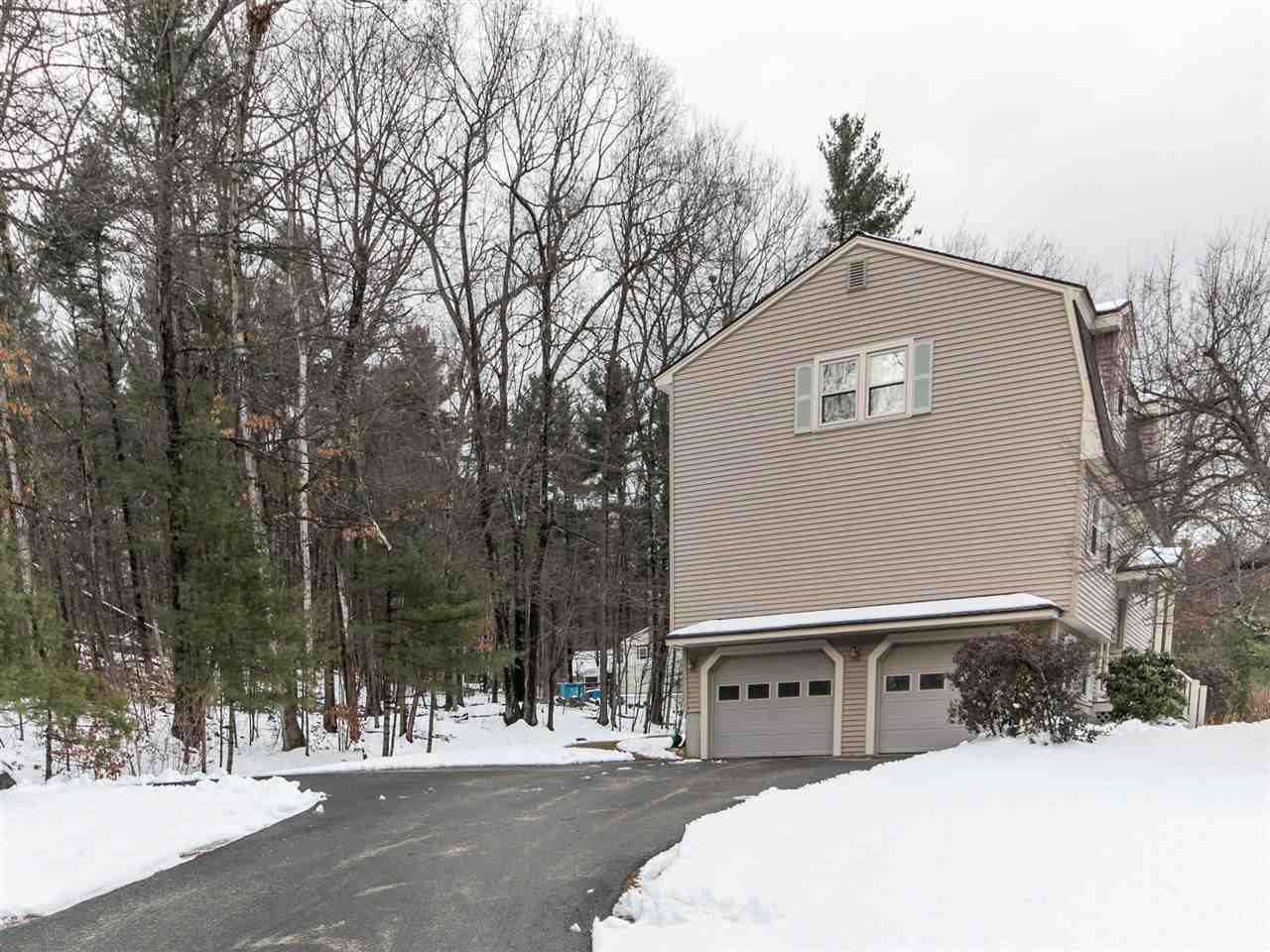 32 Beechwood Road Hudson, NH 03051 - Photo 3 of 17