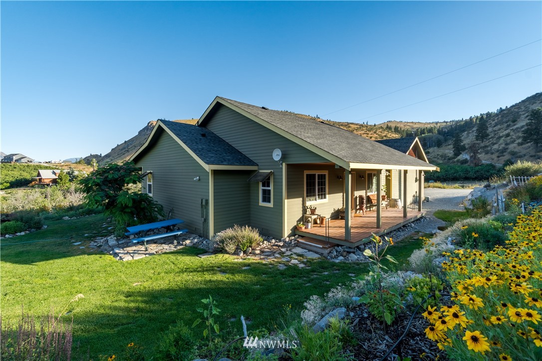755 Ivan Morse Road Manson, WA 98831 - Photo 2 of 25 Gallery Image 2