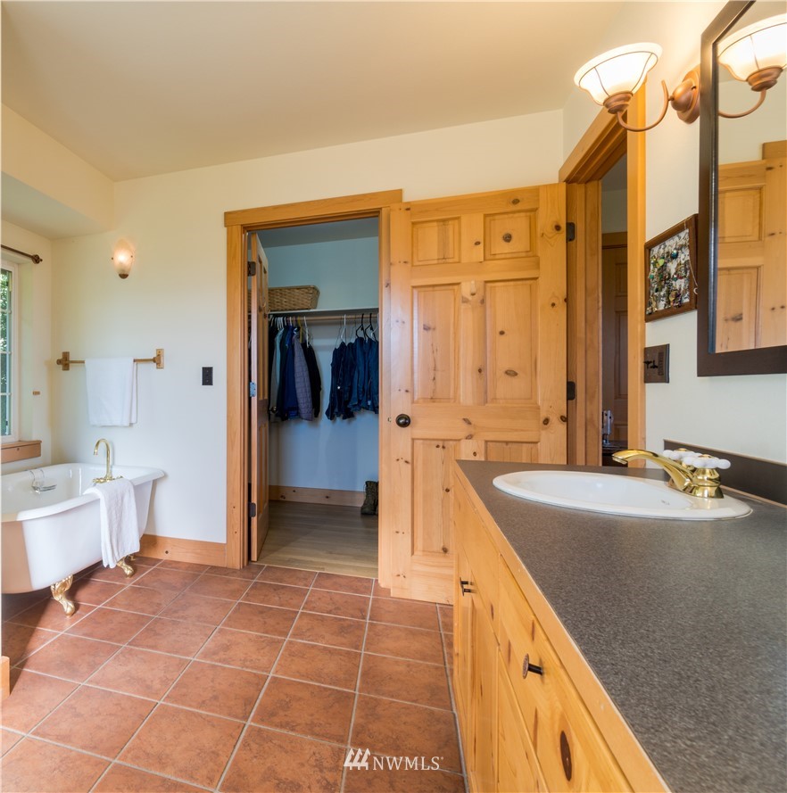 755 Ivan Morse Road Manson, WA 98831 - Photo 11 of 25 Gallery Image 11