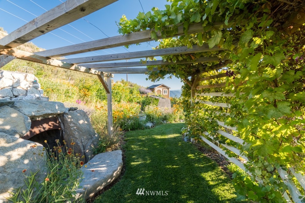 755 Ivan Morse Road Manson, WA 98831 - Photo 20 of 25 Gallery Image 20