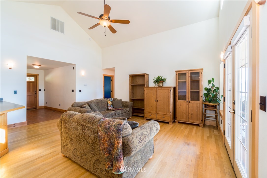 755 Ivan Morse Road Manson, WA 98831 - Photo 7 of 25 Gallery Image 7