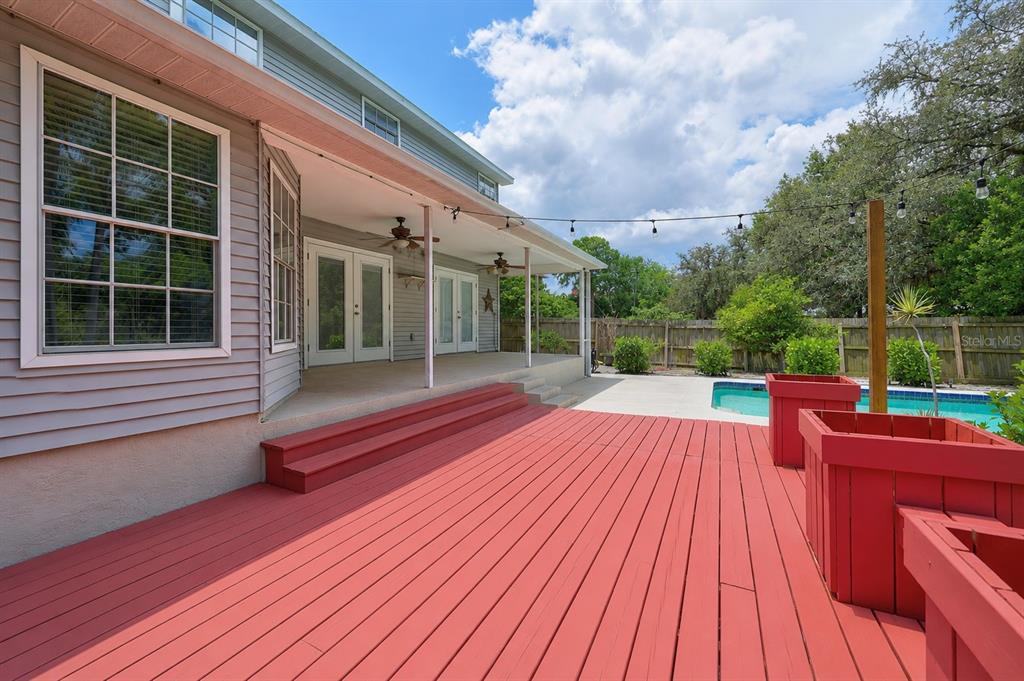 703 Riverside Drive Tarpon Springs, FL 34689 - Photo 34 of 47