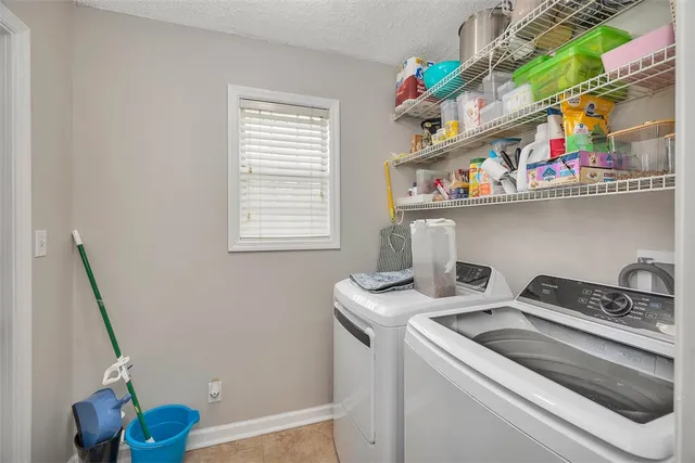 $381,900 | 132 South Island Square Drive, St. Simons Island, GA 31522