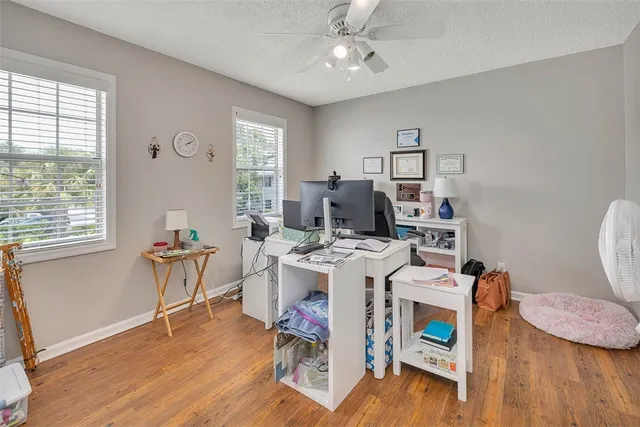 $381,900 | 132 South Island Square Drive, St. Simons Island, GA 31522