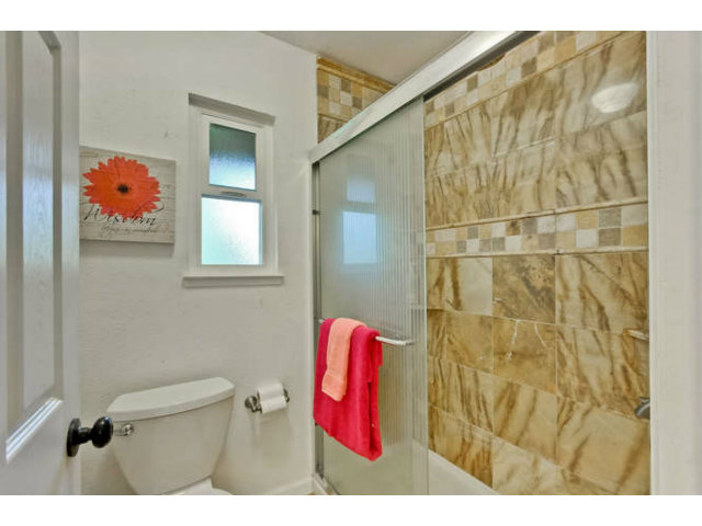 22077 McClellan Road Cupertino, CA 95014 - Photo 7 of 13 Gallery Image 7