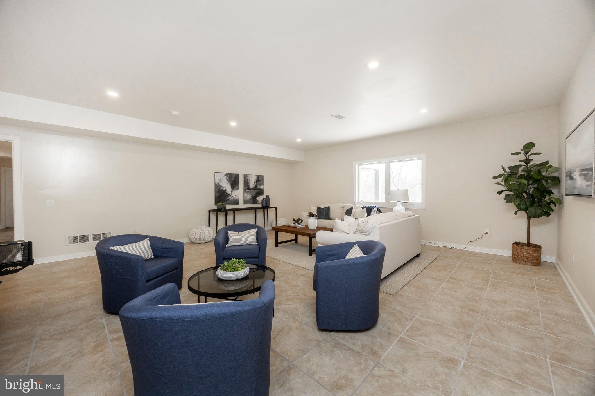 115 Bullock Road Chadds Ford, PA 19317 - Photo 35 of 50 a living room with furniture
