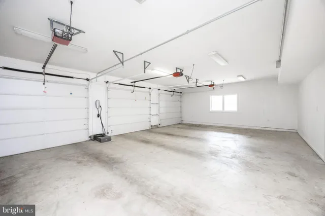 a view of a garage room