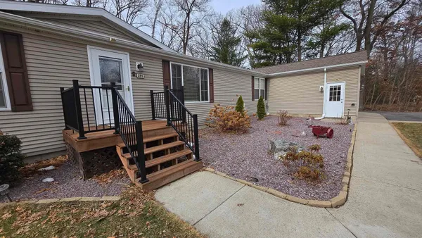 $349,800 | 285 Berry Lane, Wisconsin Dells, WI 53965
