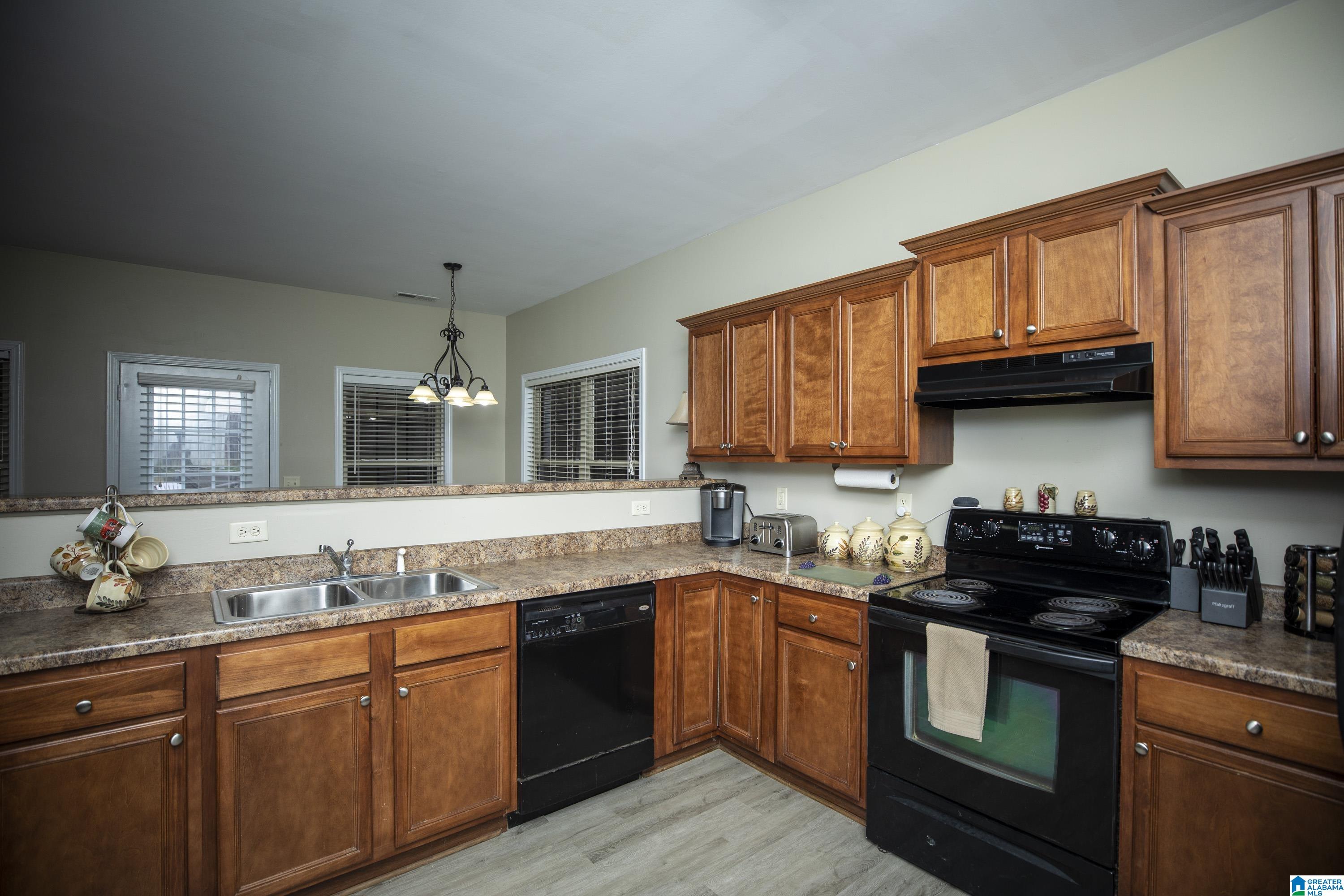 108 Merrimeadows Drive Calera, AL 35040 - Photo 4 of 29